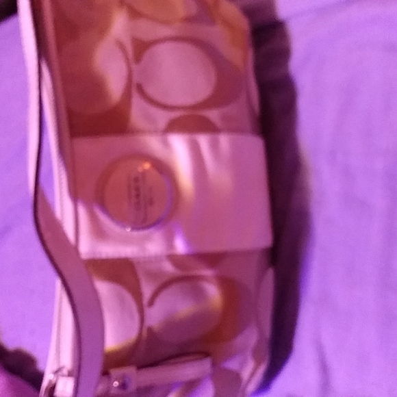 Purse - Picture 2 of 4